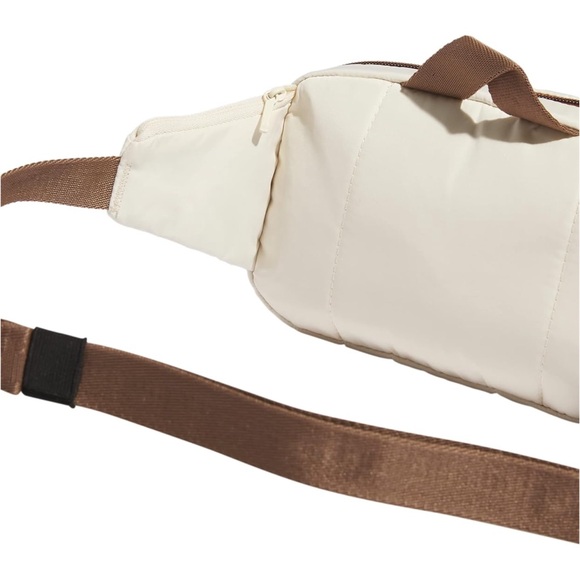 ADIDAS Original Sport Waist Pack. - Picture 5 of 7